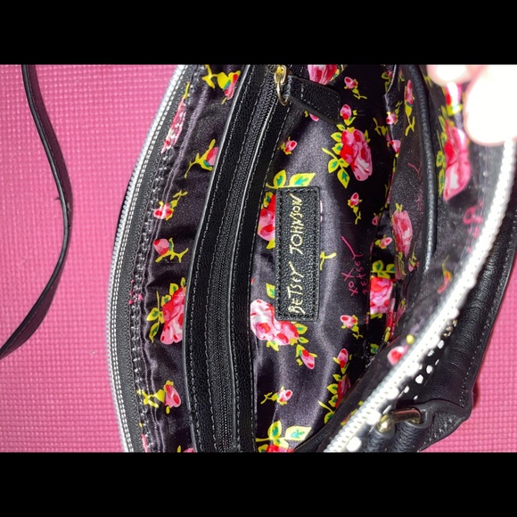 Betsey Johnson purse - Picture 10 of 14